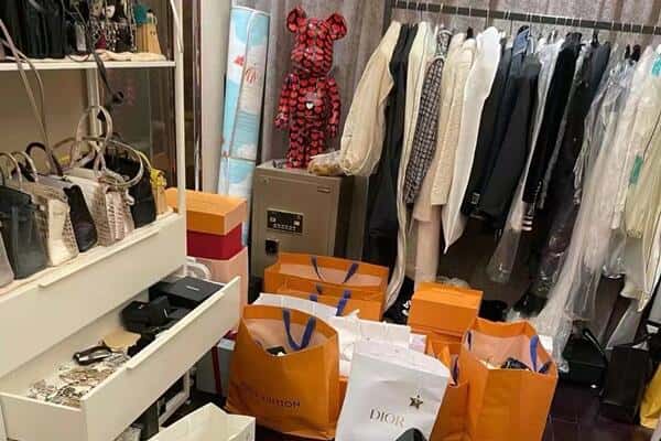 阿图什市回收一线品牌衣服